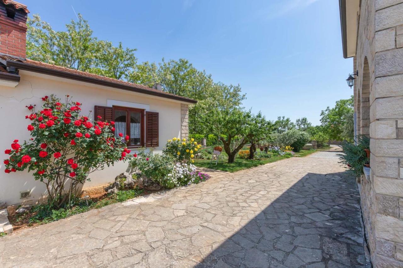 Silva Apartman Poreč Kültér fotó