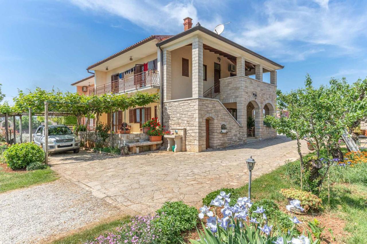 Silva Apartman Poreč Kültér fotó